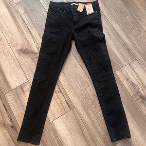 Levi 311 skinny jeans- mid rise
